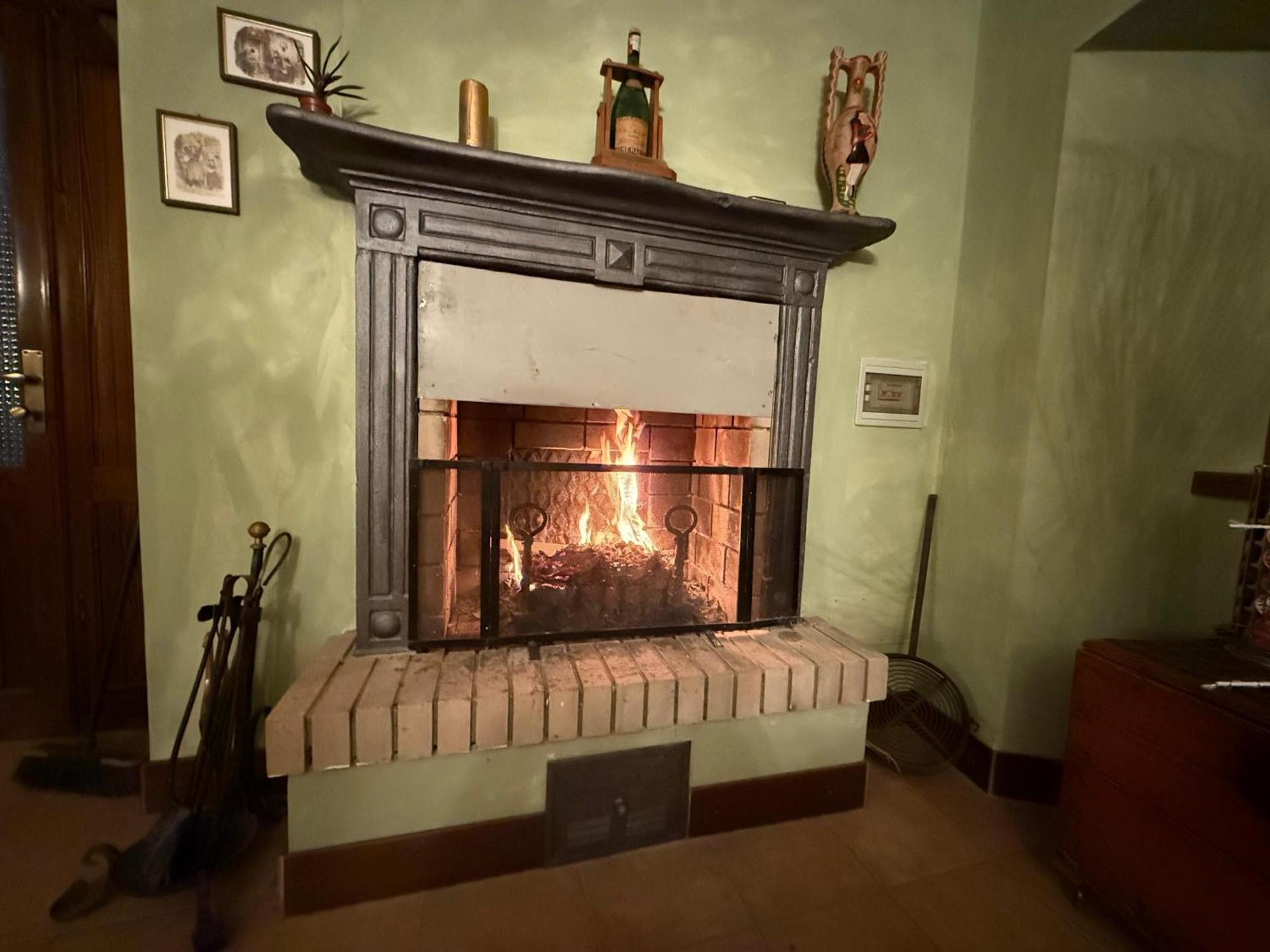 Casa Del Borgo: Appartamento Immerso Nel Verde A/C Bellano Buitenkant foto